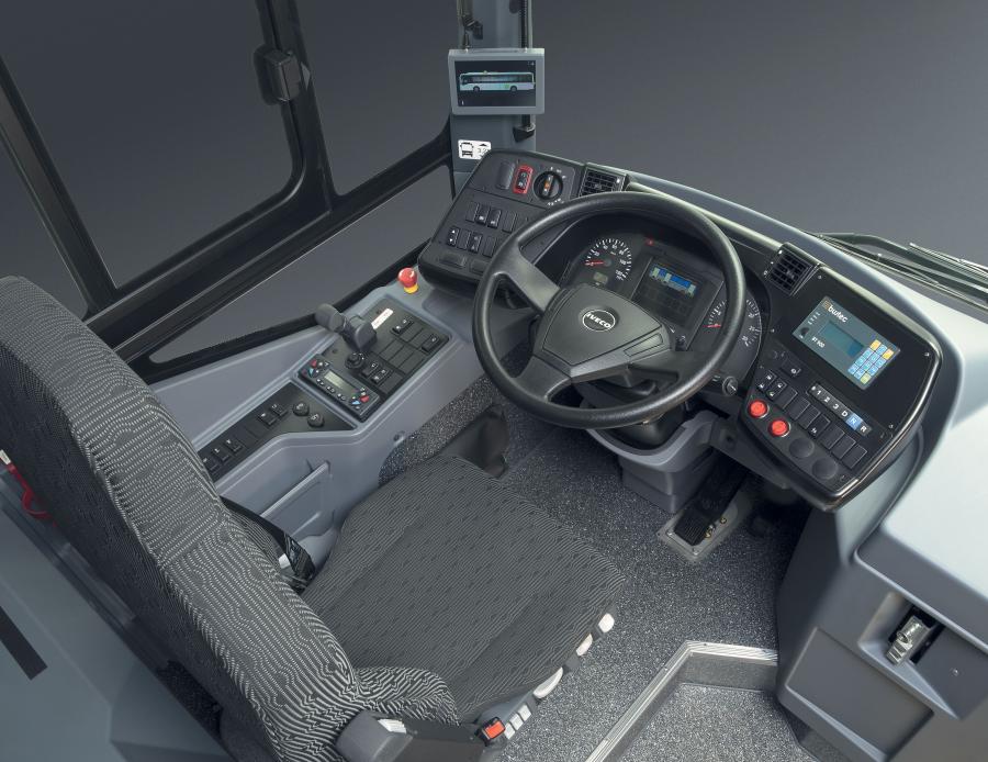Панель приборов Iveco Crossway LE Natural Power 2017 года  (фото 15 из 19)